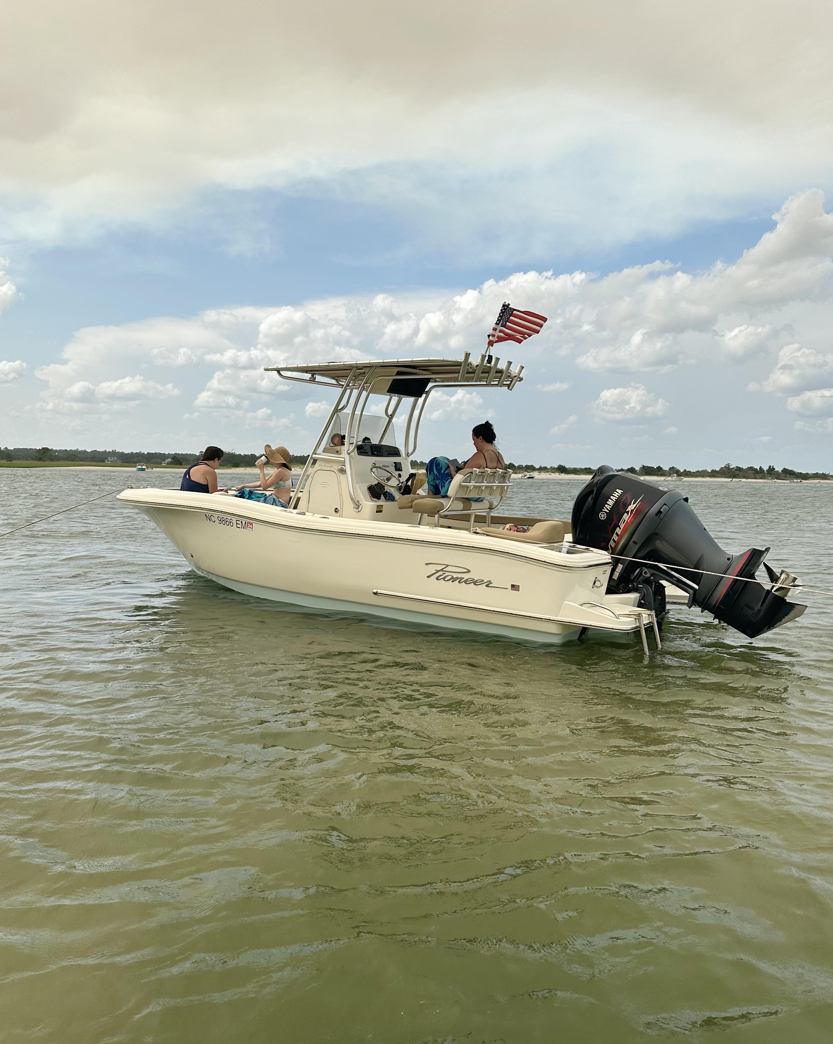 Explore Wrightsville Beach Area on a New Pioneer 23ft Center Console!